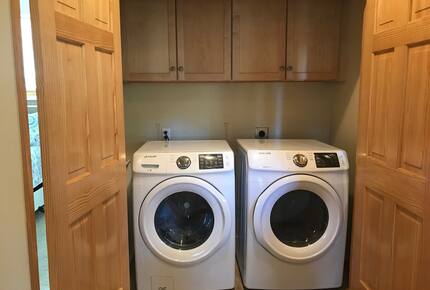 Modern Truckee Home near Skiing, Lakes & Downtown - Truckee, California