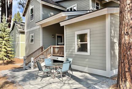 Modern Truckee Home near Skiing, Lakes & Downtown - Truckee, California