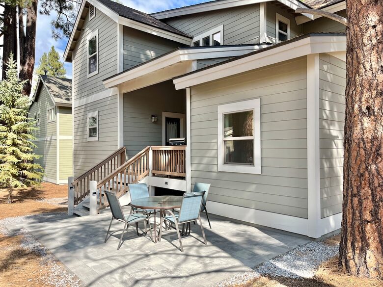 Modern Truckee Home near Skiing, Lakes & Downtown - Truckee, California