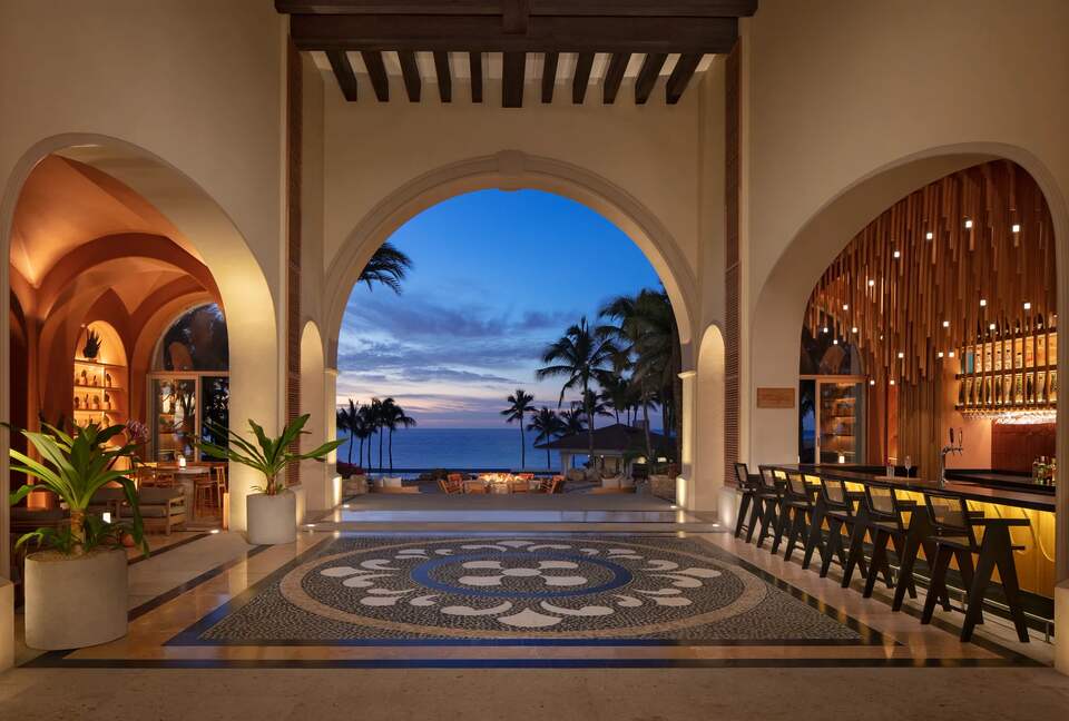 Luxury Dreams Los Cabos Suite with Private Balcony & Spa Access - San José Del Cabo, Mexico