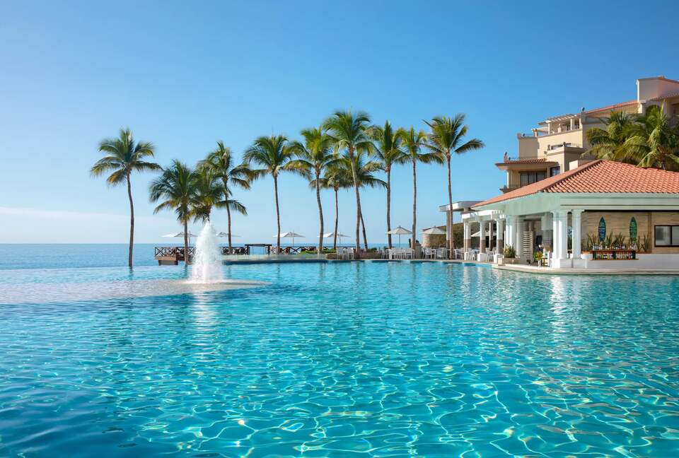 Luxury Dreams Los Cabos Suite with Private Balcony & Spa Access - San José Del Cabo, Mexico