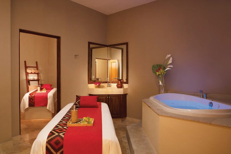 Luxury Dreams Los Cabos Suite with Private Balcony & Spa Access - San José Del Cabo, Mexico