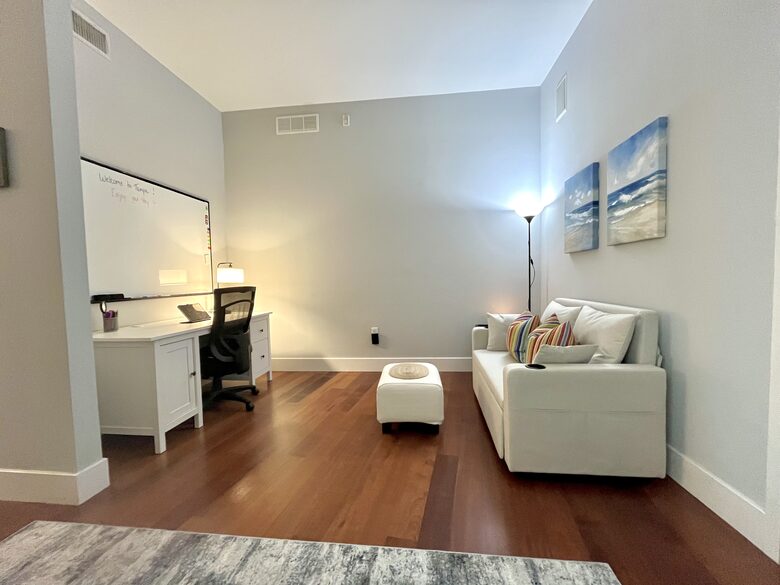 Downtown Tampa Coastal Retreat - Tampa, Florida