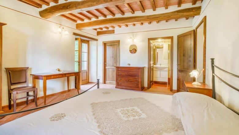 Countryside Serenity in a Refined Tuscan Villa - Cortona, Italy