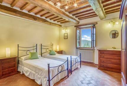 Countryside Serenity in a Refined Tuscan Villa - Cortona, Italy