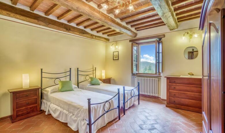 Countryside Serenity in a Refined Tuscan Villa - Cortona, Italy