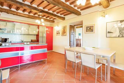 Countryside Serenity in a Refined Tuscan Villa - Cortona, Italy