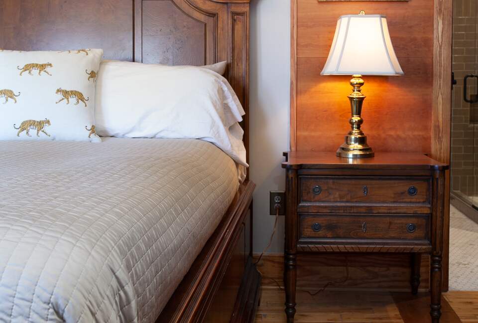 Downtown Knoxville Loft Above the Emporium | Art, Light & Luxury - Knoxville, Tennessee