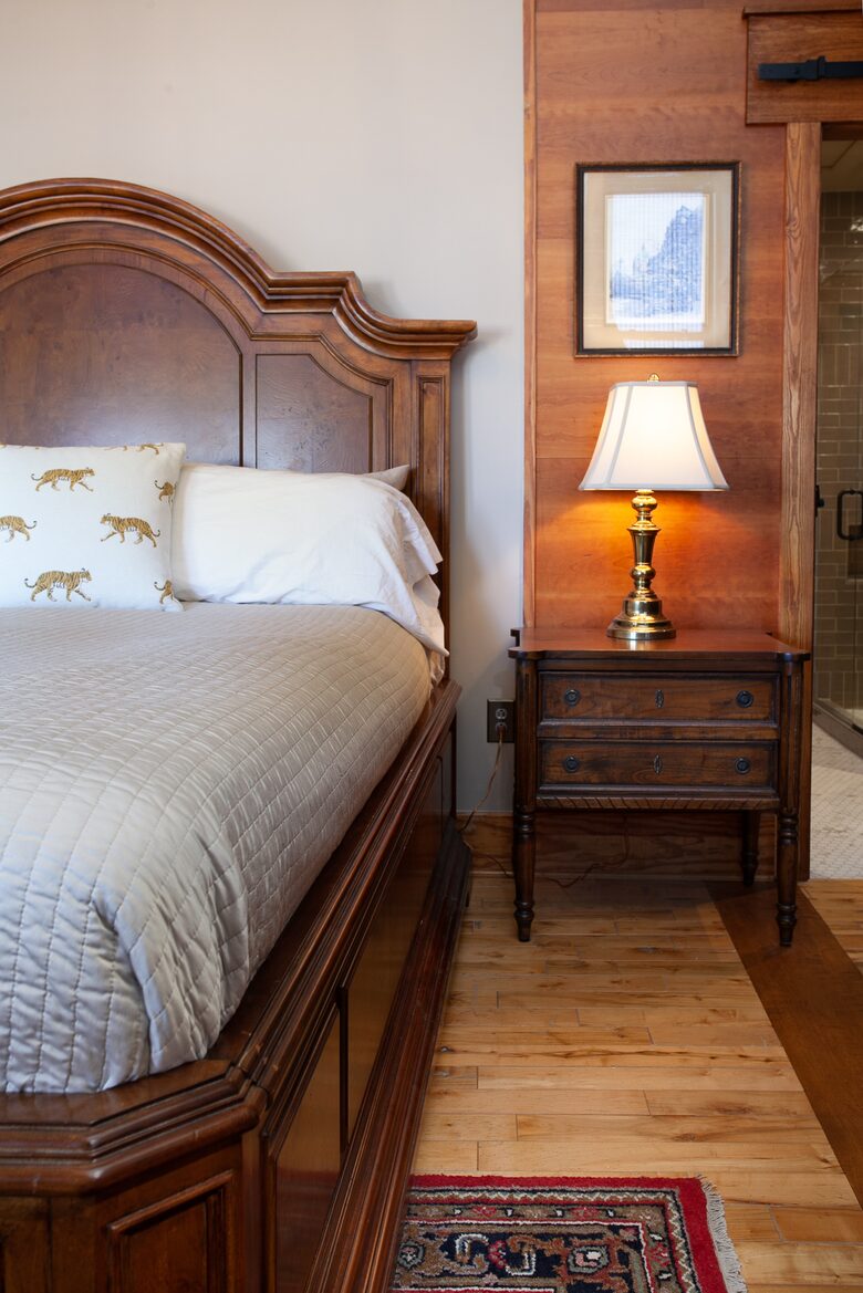 Downtown Knoxville Loft Above the Emporium | Art, Light & Luxury - Knoxville, Tennessee