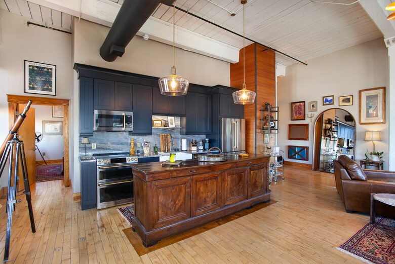 Downtown Knoxville Loft Above the Emporium | Art, Light & Luxury - Knoxville, Tennessee