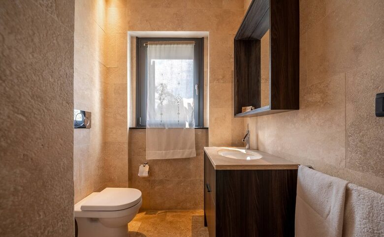 Suite Gelsomino | Peaceful Portofino Escape in Villa Il Melograno - Santa Margherita Ligure, Italy