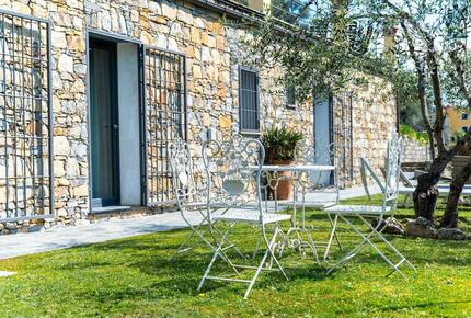 Suite Gelsomino | Peaceful Portofino Escape in Villa Il Melograno - Santa Margherita Ligure, Italy