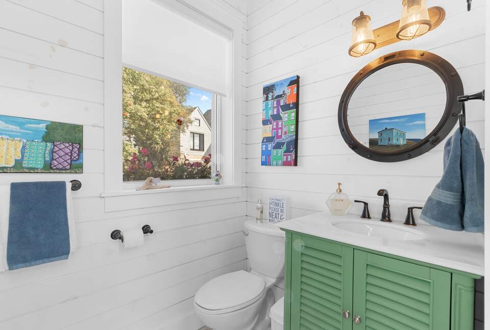 Stunning Newfoundland Seaside Retreat - Brigus, Canada