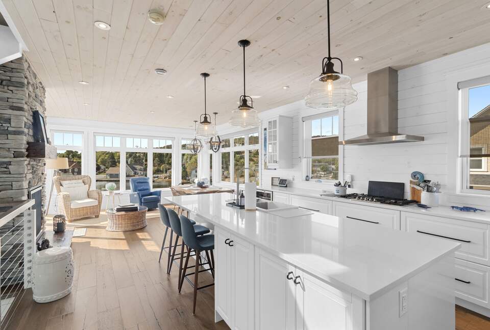 Stunning Newfoundland Seaside Retreat - Brigus, Canada