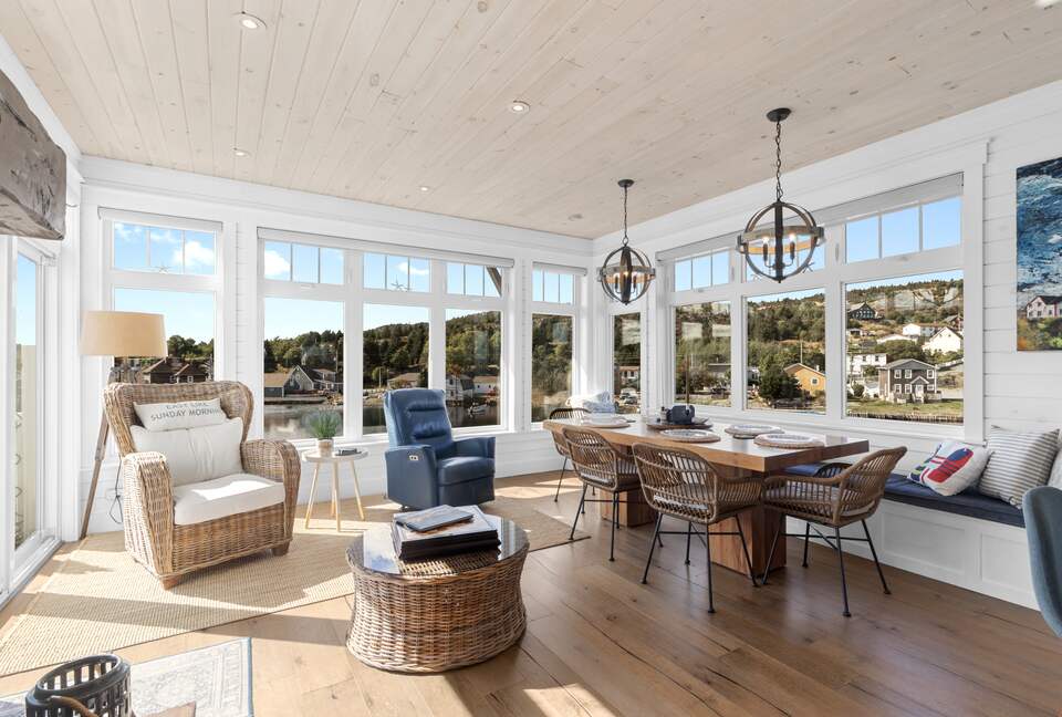 Stunning Newfoundland Seaside Retreat - Brigus, Canada