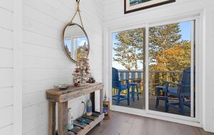 Stunning Newfoundland Seaside Retreat - Brigus, Canada