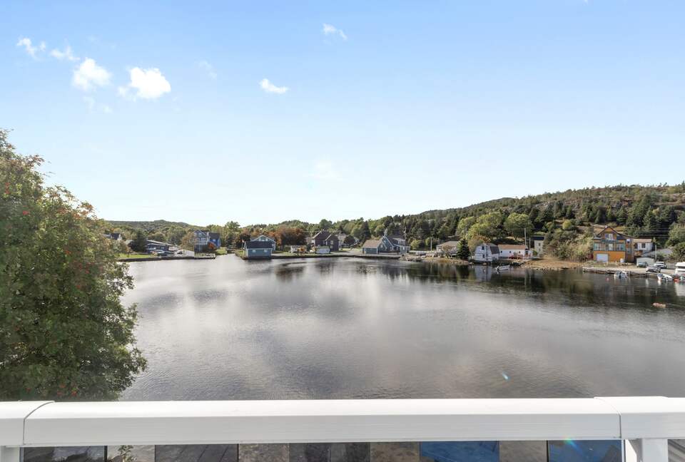 Stunning Newfoundland Seaside Retreat - Brigus, Canada