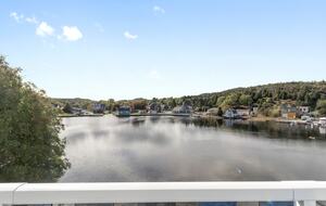 Stunning Newfoundland Seaside Retreat - Brigus, Canada
