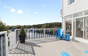 Stunning Newfoundland Seaside Retreat - Brigus, Canada