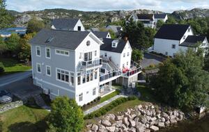 Stunning Newfoundland Seaside Retreat - Brigus, Canada