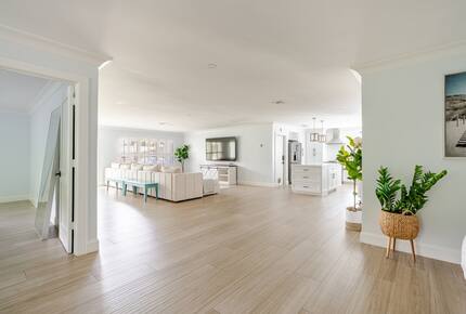 Delray Beach Luxury Home with Pool & Putting Green - Delray Beach, Florida