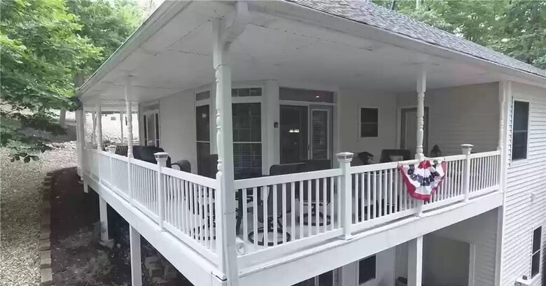 Peaceful Lake of the Ozarks Retreat with Wraparound Porch - Sunrise beach, Missouri