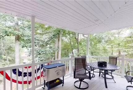 Peaceful Lake of the Ozarks Retreat with Wraparound Porch - Sunrise beach, Missouri