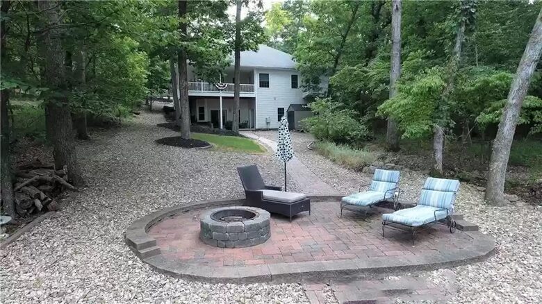 Peaceful Lake of the Ozarks Retreat with Wraparound Porch - Sunrise beach, Missouri