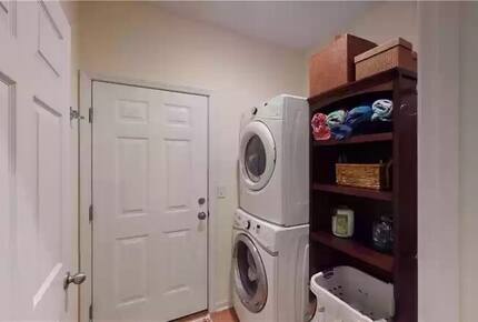 Peaceful Lake of the Ozarks Retreat with Wraparound Porch - Sunrise beach, Missouri