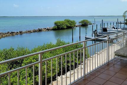 Florida Keys Retreat with Marina Access & Dock - Layton, Florida