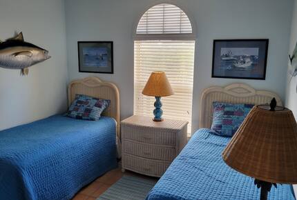 Florida Keys Retreat with Marina Access & Dock - Layton, Florida