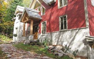Mont Tremblant Lakefront Cottage - Mont Tremblant, Canada
