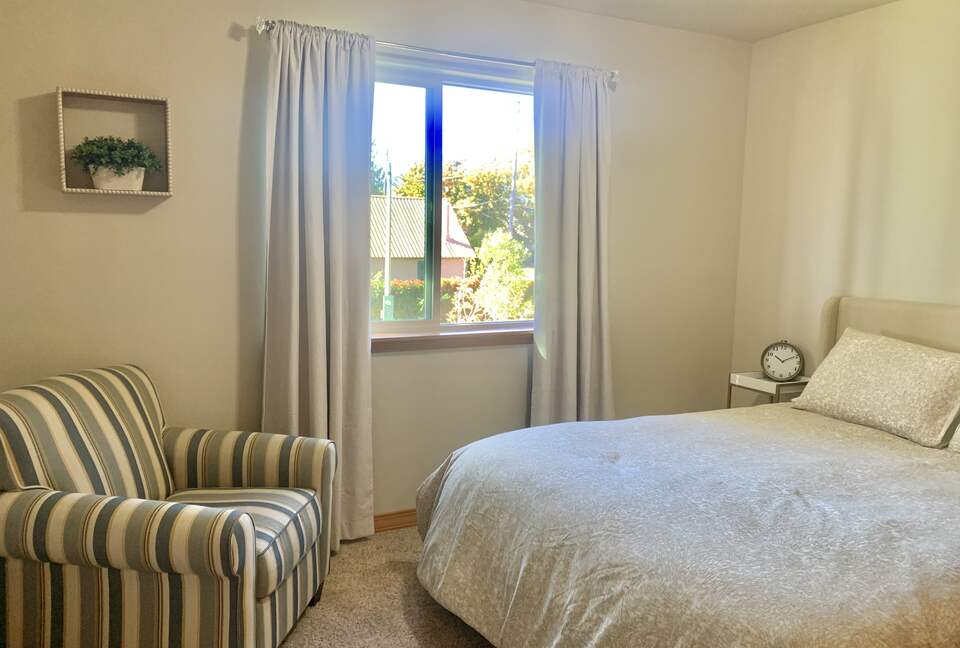 Kootenai Bay Retreat | Waterfront Haven Near Sandpoint - Sandpoint, Idaho