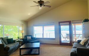 Kootenai Bay Retreat | Waterfront Haven Near Sandpoint - Sandpoint, Idaho