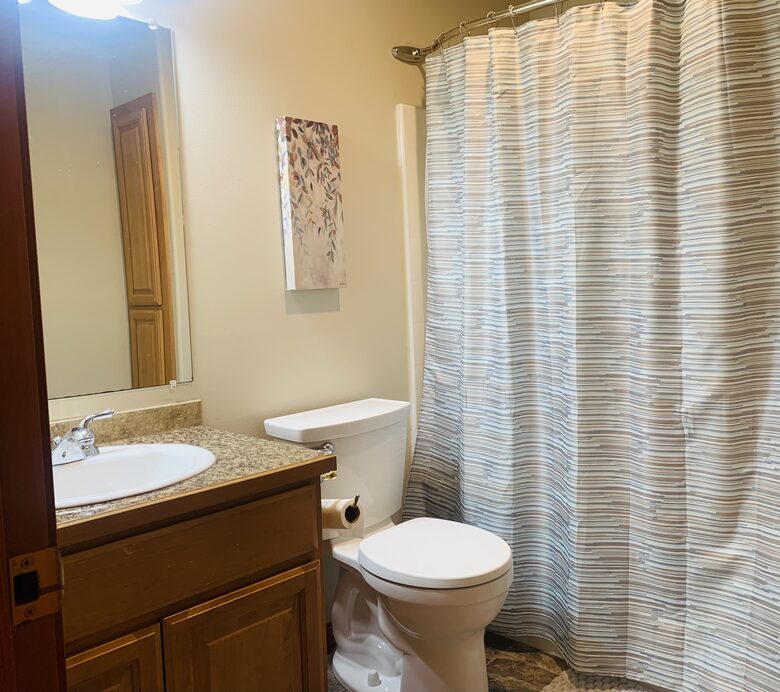 Kootenai Bay Retreat | Waterfront Haven Near Sandpoint - Sandpoint, Idaho