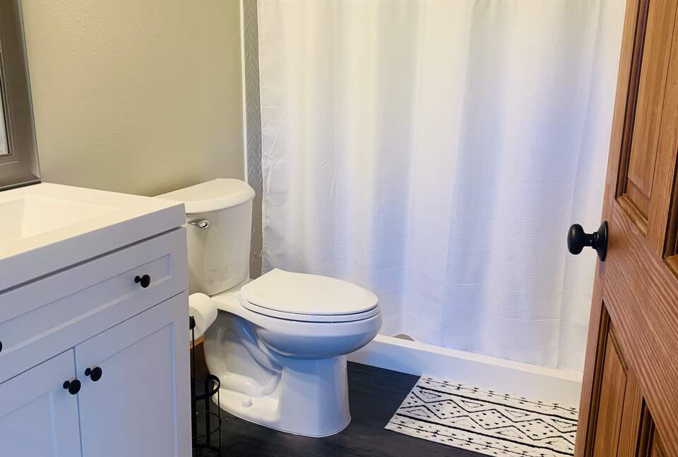 Kootenai Bay Retreat | Waterfront Haven Near Sandpoint - Sandpoint, Idaho