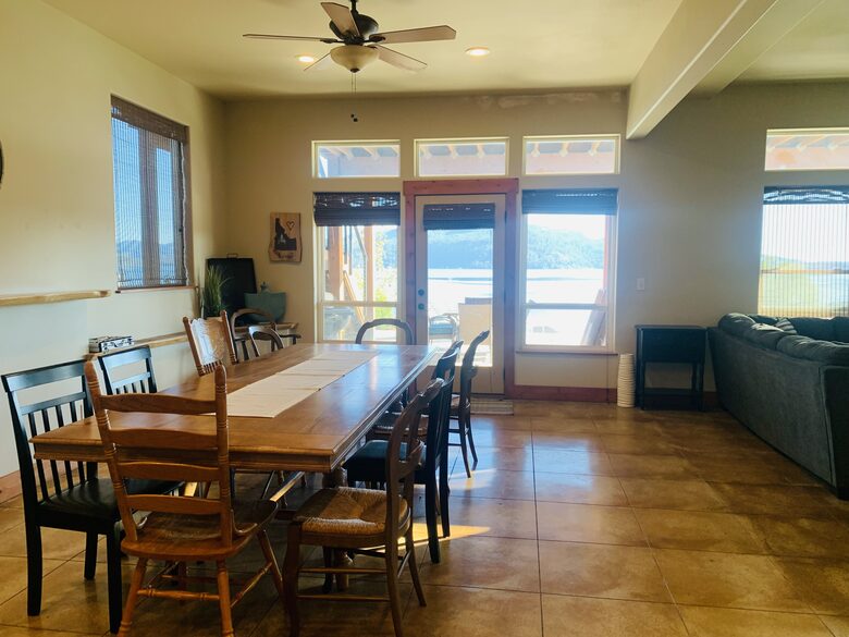 Kootenai Bay Retreat | Waterfront Haven Near Sandpoint - Sandpoint, Idaho