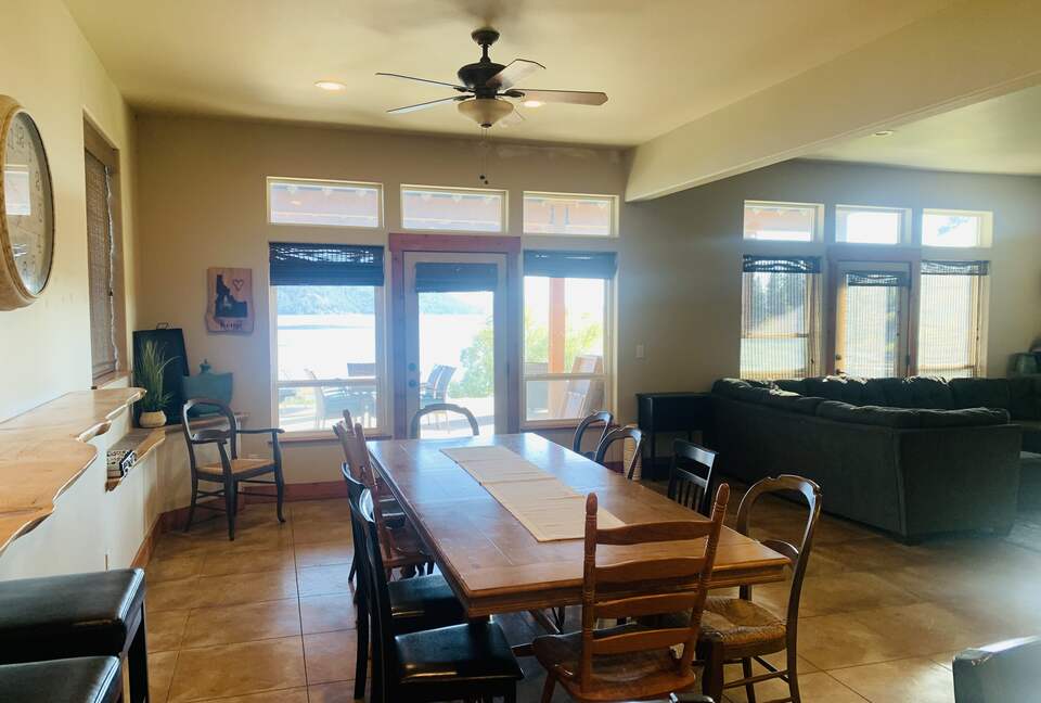 Kootenai Bay Retreat | Waterfront Haven Near Sandpoint - Sandpoint, Idaho