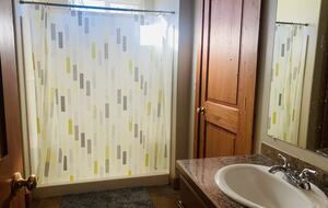 Kootenai Bay Retreat | Waterfront Haven Near Sandpoint - Sandpoint, Idaho