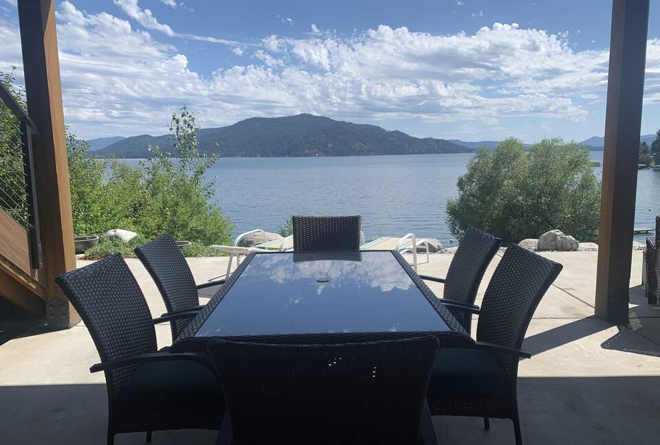 Kootenai Bay Retreat | Waterfront Haven Near Sandpoint - Sandpoint, Idaho