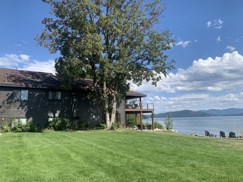 Kootenai Bay Retreat | Waterfront Haven Near Sandpoint - Sandpoint, Idaho