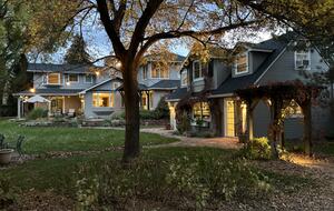Private and Wooded Two Acre Boulder Retreat - Boulder, Colorado