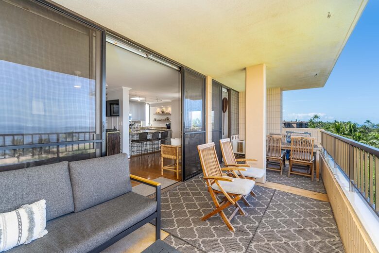 Oceanfront Maui Escape with Panoramic Pacific Views - Kihei, Hawaii