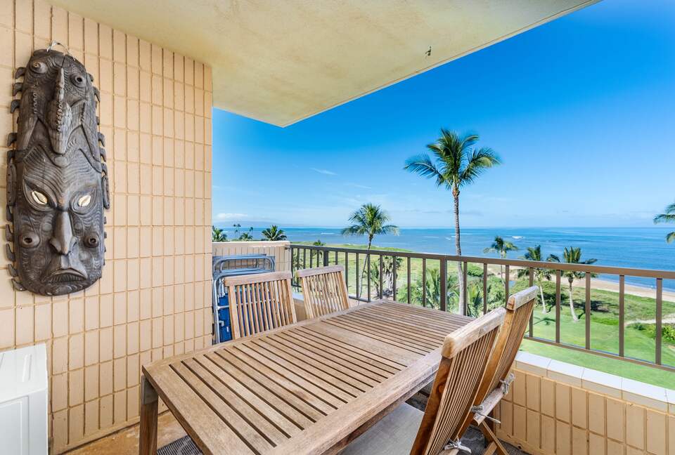 Oceanfront Maui Escape with Panoramic Pacific Views - Kihei, Hawaii