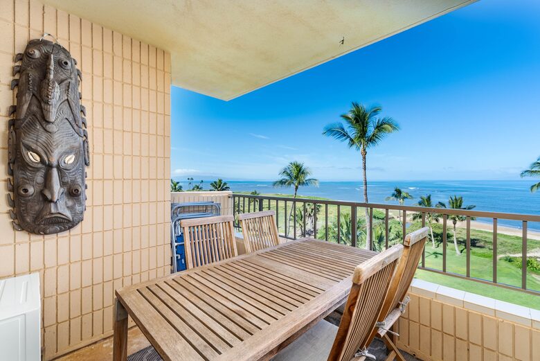 Oceanfront Maui Escape with Panoramic Pacific Views - Kihei, Hawaii