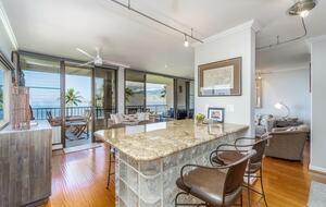 Oceanfront Maui Escape with Panoramic Pacific Views - Kihei, Hawaii