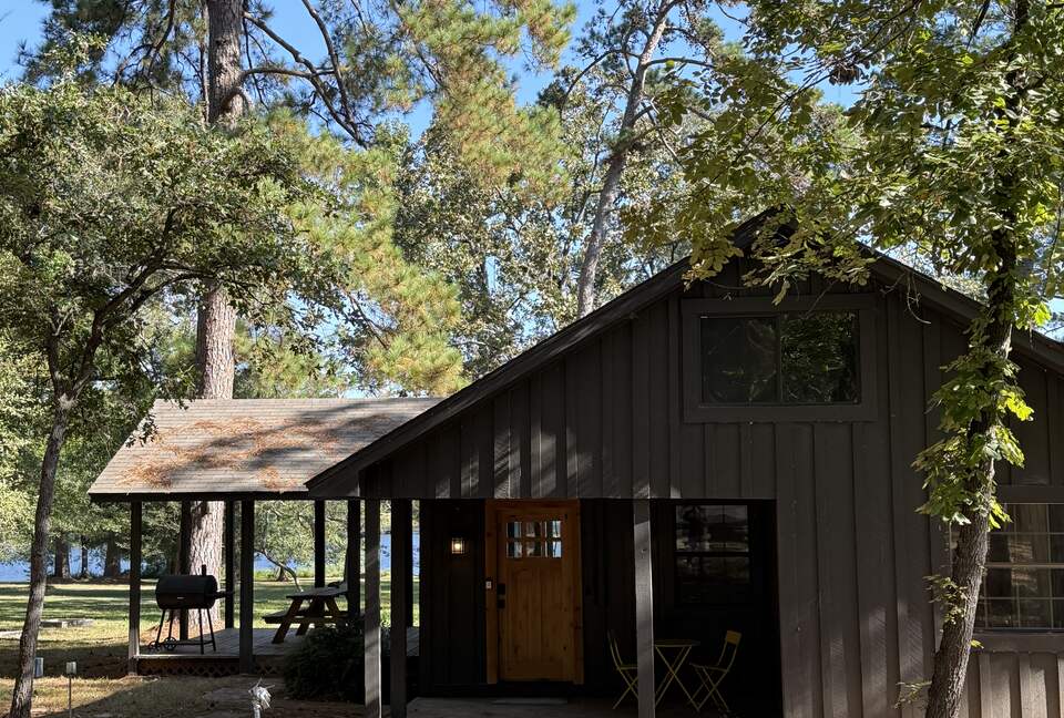 A Forest Escape | Lakeside Peace an Hour from Houston - Montgomery, Texas