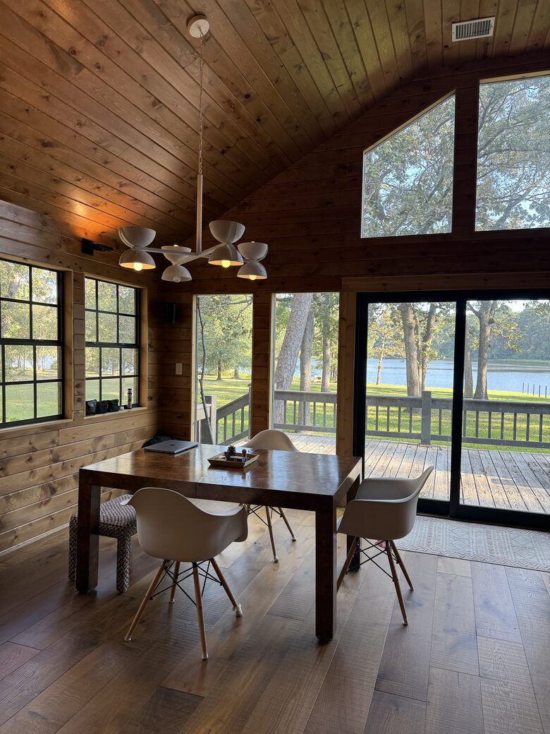 A Forest Escape | Lakeside Peace an Hour from Houston - Montgomery, Texas