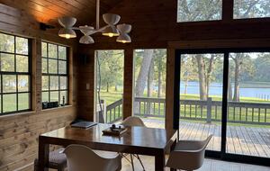 A Forest Escape | Lakeside Peace an Hour from Houston - Montgomery, Texas