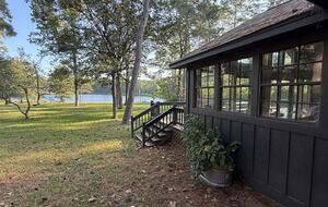 A Forest Escape | Lakeside Peace an Hour from Houston - Montgomery, Texas